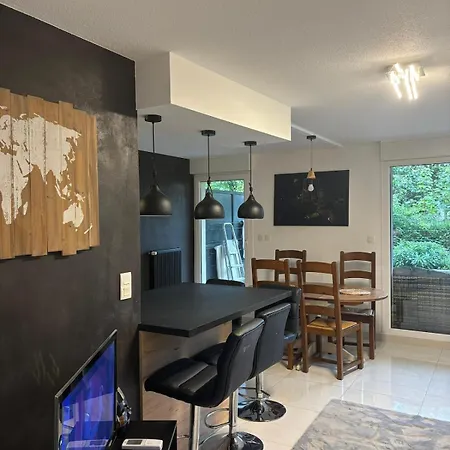 Large Modern - Terrace - Parking *