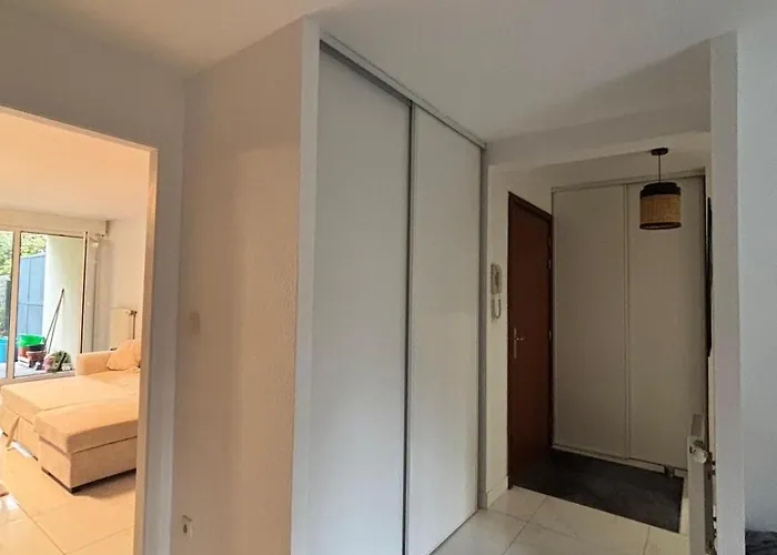 Large Modern - Terrace - Parking *