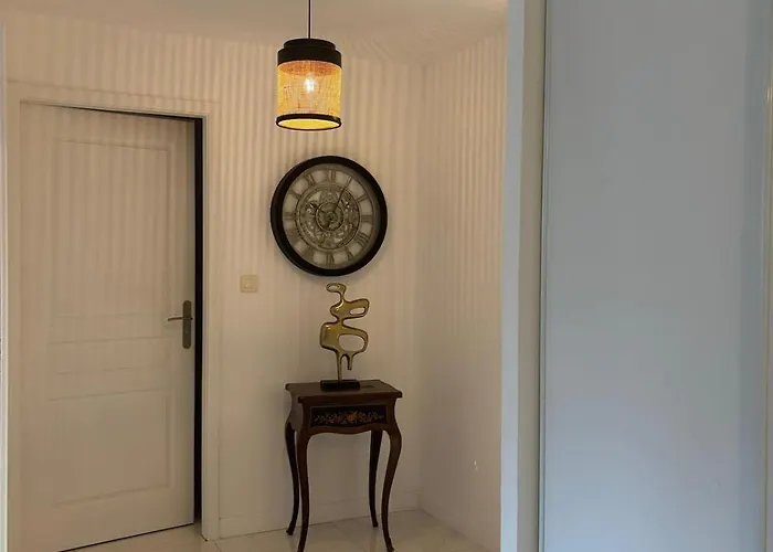 Large Modern - Terrace - Parking *