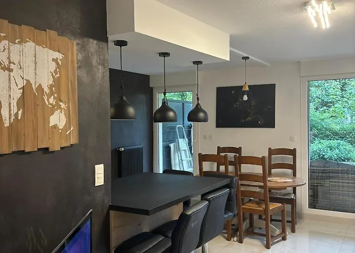 Large Modern - Terrace - Parking *